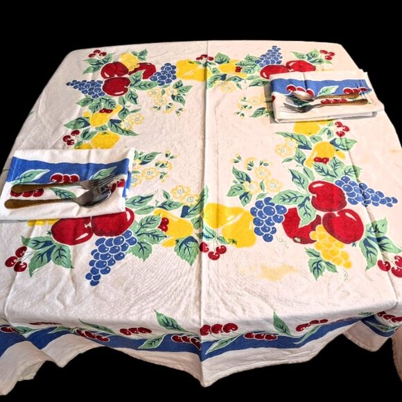 Vintage Style Reproduction by Crate & Barrel Tablecloth Napkins 47" Square Nice - Picture 2 of 6